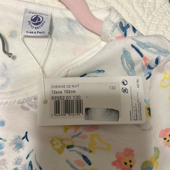 Selling very gently used & new girls clothes. Perfect sparkle for the holidays ✨ - Picture 8 of 9